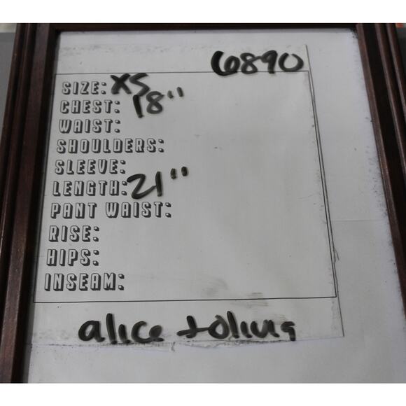 Alice & Olivia Piera Silk Blend Tee In Metallic Spotted Leopard Print XS - Picture 6 of 6